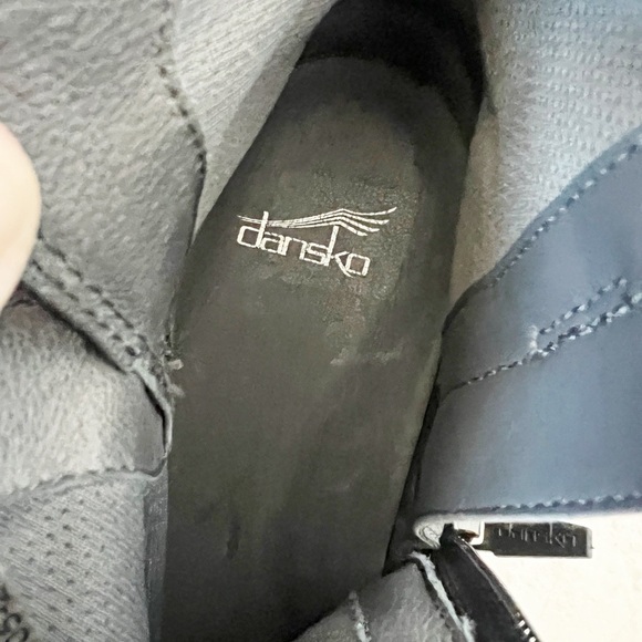 Dansko Evelyn Ankle Booties 38 / 7.5-8 Black Leather Wedge Boots Rustic Comfort - Picture 6 of 7